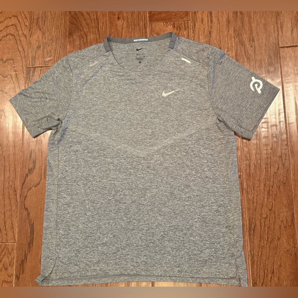 Nike Dri-FIT Peloton Edition Running Shirt Size Large